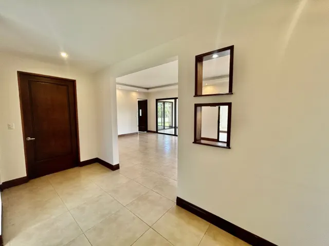 Charming Condo Home in Lindora, Santa Ana