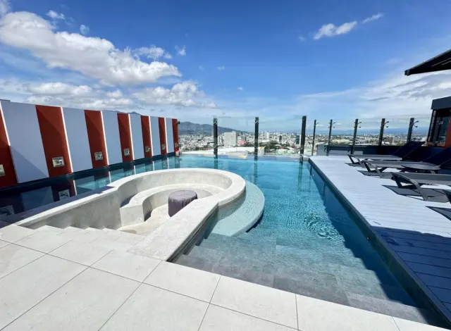 Modern Penthouse in Barrio Escalante | Urban Living with Panoramic Views