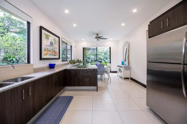 Casa Bougainvillea – Single-Story Luxury Home in Santa Ana with Expansive Private Garden