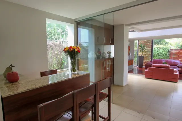 Modern Golf Course Haven: Spectacular Home in Valle del Sol, Santa Ana