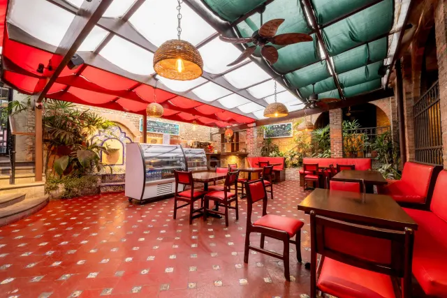 Boutique Hotel for Sale in Barrio Amón – Historic Property with High Development Potential