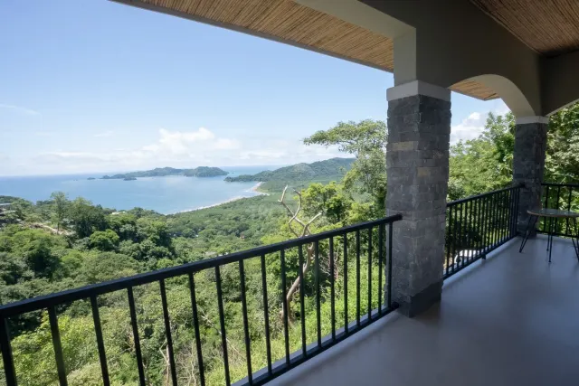 Luxury Beach Home with Infinity Pool and 360° ocean views in Costa Rica's
