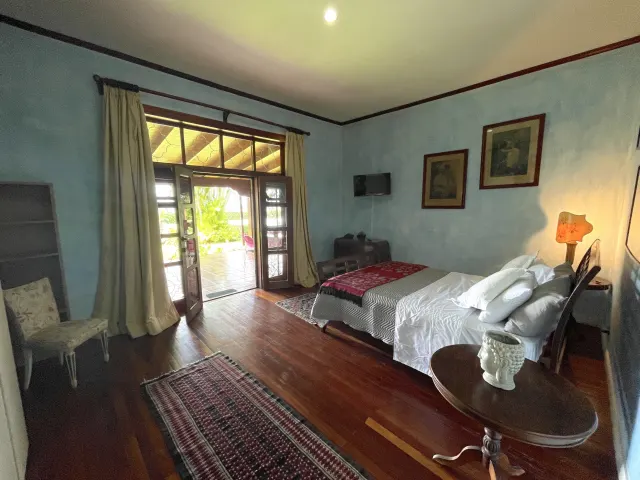 Versatile Estate in Santa Ana, Piedades: Ideal for Hotel, Airbnb, or Development
