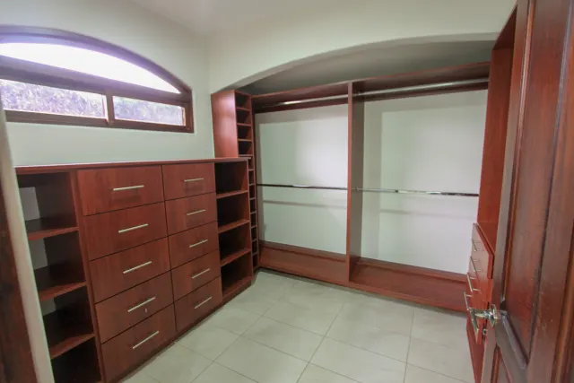 House in Bosques De Lindora