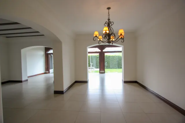 House in Bosques De Lindora