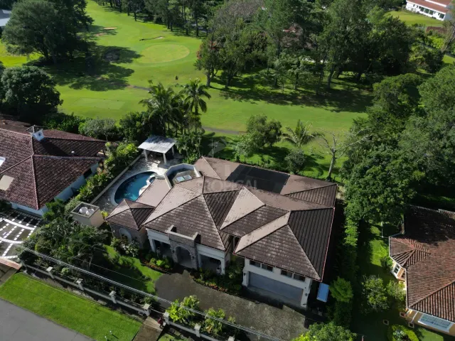 Luxury Furnished Home for Rent in Los Reyes, La Guácima – Golf Front with Private Pool