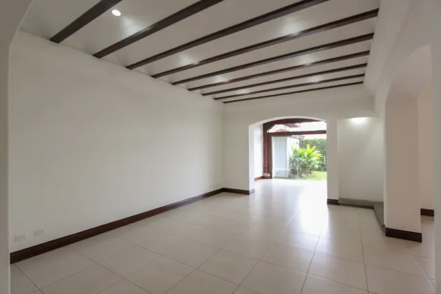 House in Bosques De Lindora