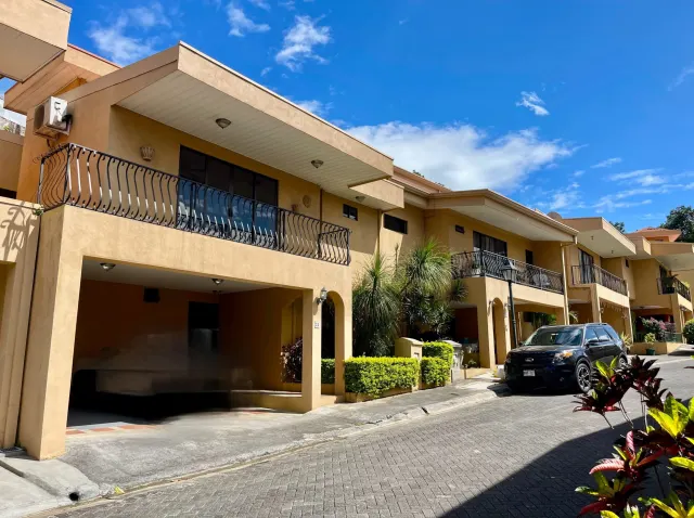 House for sale Belen, San Antonio in gated community