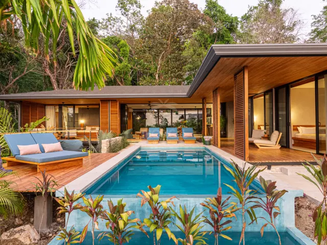 Luxury Ocean View Villa in Santa Teresa – Contemporary Design, Privacy & Tropical Living
