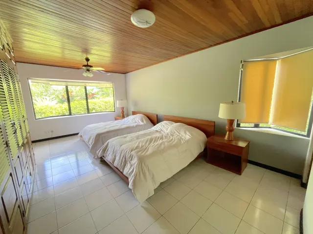 For Sale, Single-Story House with Pool Los Reyes