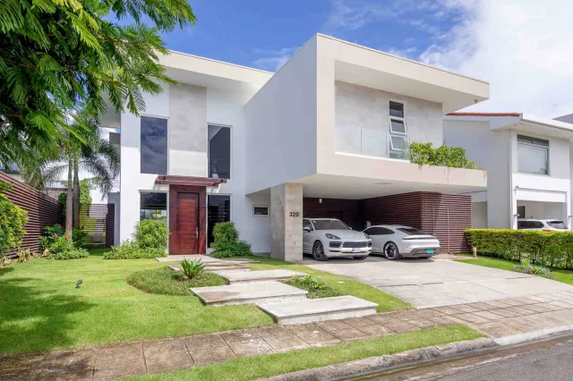 Modern Luxury Home in Gated Community – Valle del Sol, Lindora | 4 Bedrooms, Pool & Smart Features