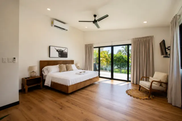 Luxury Oceanfront Living in Playa Tivives, Costa Rica