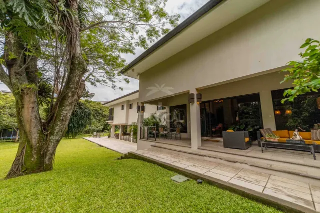 Elegance, Privacy & Comfort in the Heart of Escazú