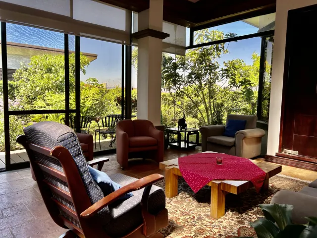 House for sale in a condominium within Ciudad-Hacienda Los Reyes