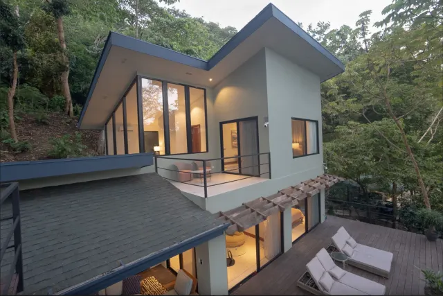 Smart Luxury Treehouse Home in Playa Órganos Paquera