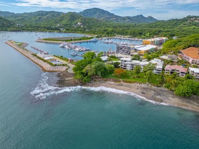 Playa Flamingo, beach apartment for sale
