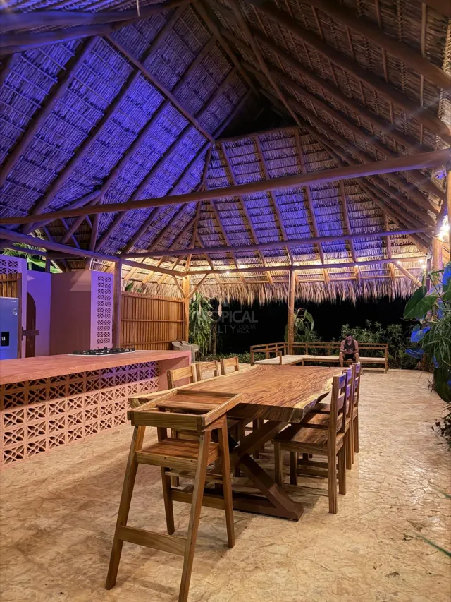 Ocean-View Mixed-Use Property in Mal Pais