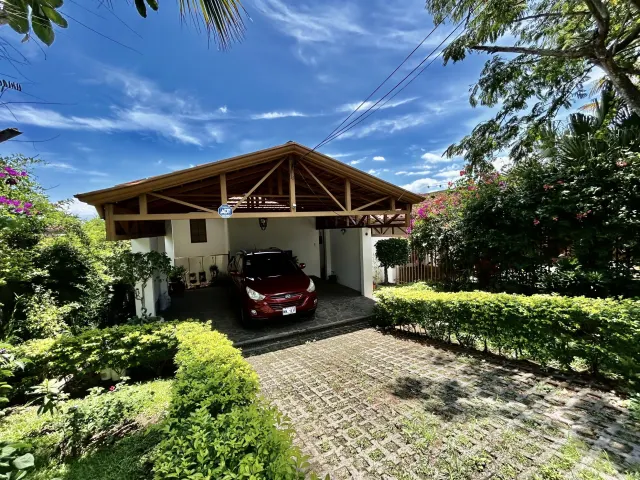 Charming Independent Home for Sale in Brasil de Mora, Ciudad Colón SOLD