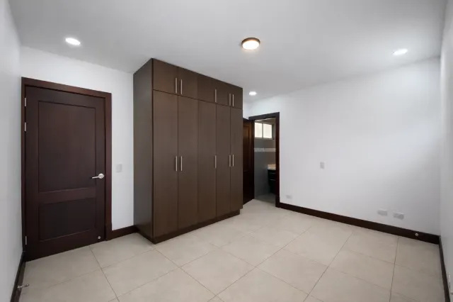 Modern Two-Story Home for Rent in La Rambla – Panasonic Area, Alajuela