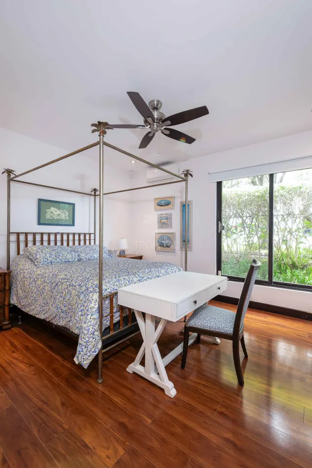 Casa Bougainvillea – Single-Story Luxury Home in Santa Ana with Expansive Private Garden