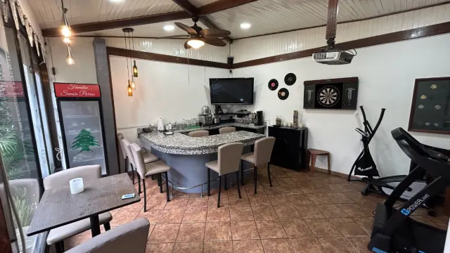 Home for Sale in Rohrmoser, Pavas – Spacious Layout & Private Terrace