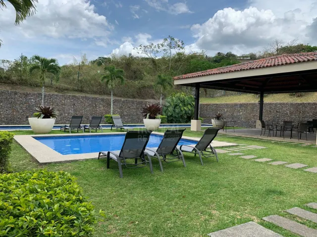 Apartment for Sale in Plaza del Río – Brasil de Mora | Ground Floor Unit