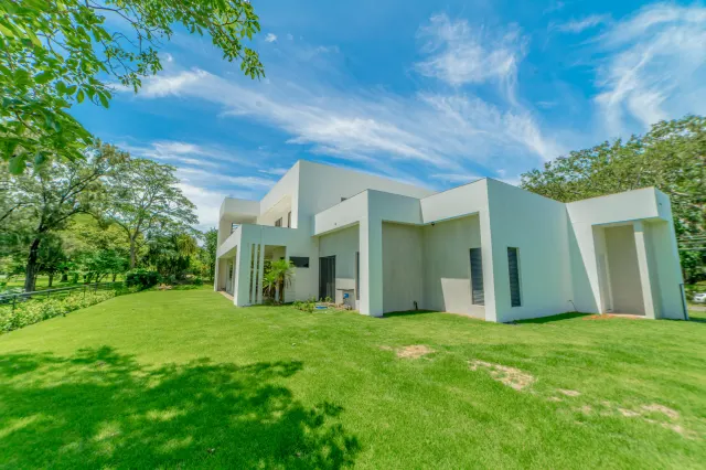 Luxury Home for Sale in La Guácima, Hacienda Los Reyes