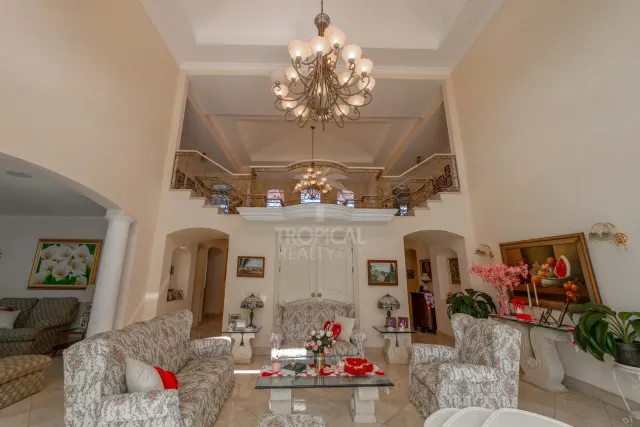 Luxury Golf Front Home for Sale in Valle del Sol, Santa Ana