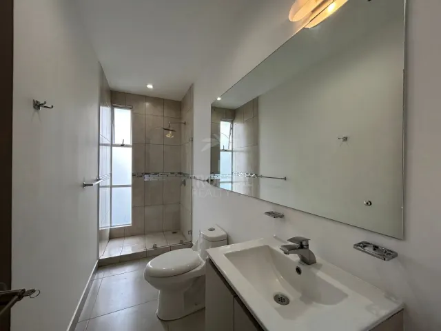 Modern Townhouse for Rent – Piedades de Santa Ana