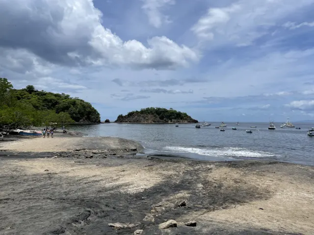 Luxury living near Playa del Coco and Ocotal