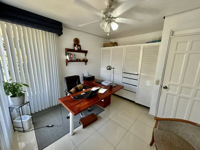 House for sale in Hacienda Los Reyes, boasting a prime location and outstanding features.