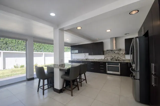 Modern Two-Story Home for Rent in La Rambla – Panasonic Area, Alajuela