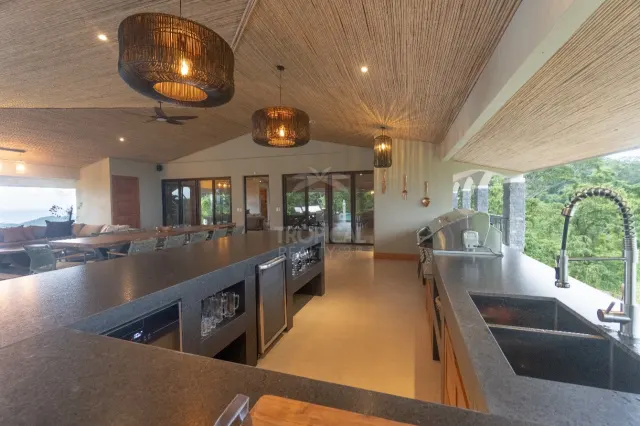 Luxury Beach Home with Infinity Pool and 360° ocean views in Costa Rica's