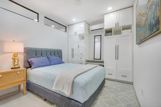 Playa Flamingo, beach apartment for sale