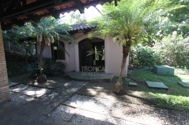Luxury Home in La Guácima with Private Forest & Panoramic Views