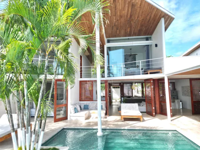 Luxury Ocean View Villa with Guest House – Santa Teresa