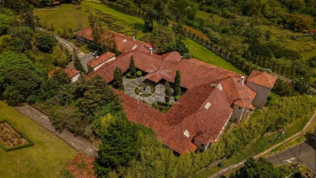 Las Catalinas de Pico Blanco – Costa Rica's Iconic Mountain Estate