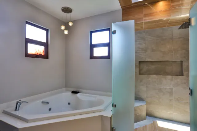 Contemporary House in Los Reyes, la Guacima for sale