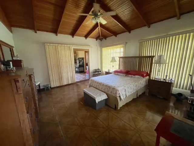 Hacienda Los Reyes one story house for sale