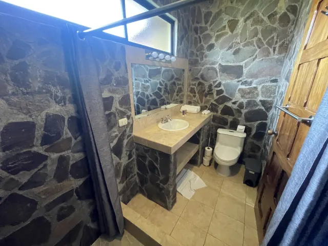 Prime Jaco Beach Investment Property: Ideal for Hotel or Airbnb Business