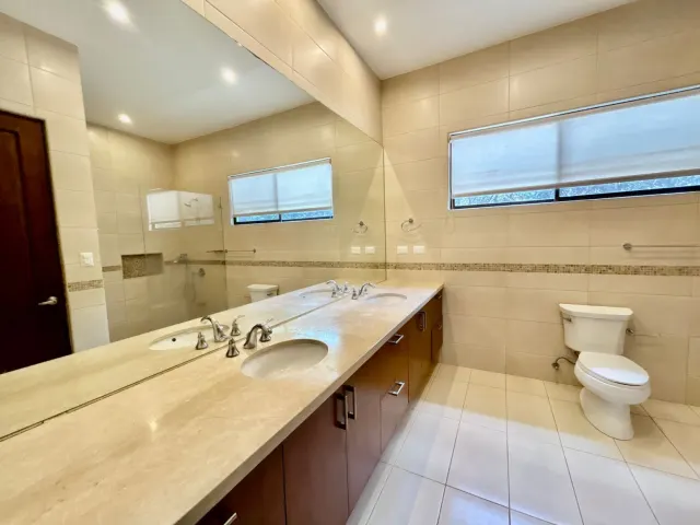 Charming Condo Home in Lindora, Santa Ana