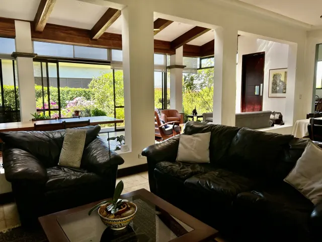 House for sale in a condominium within Ciudad-Hacienda Los Reyes
