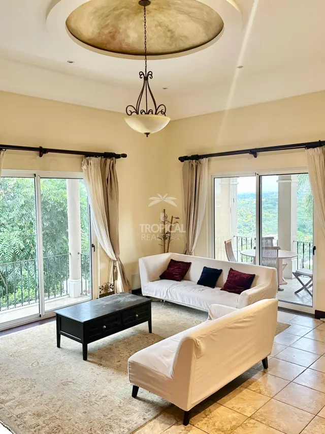 Villa Real for sale or rent