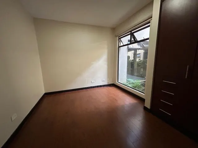 Apartment for Sale in Plaza del Río – Brasil de Mora | Ground Floor Unit
