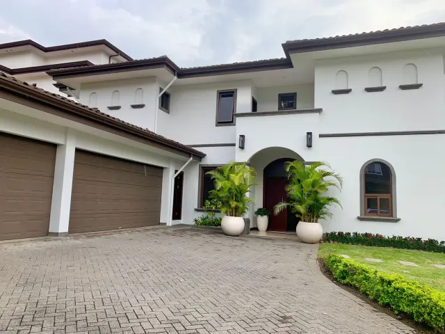 Luxury Home for Sale in Cerro Real, Escazú – Prime Location