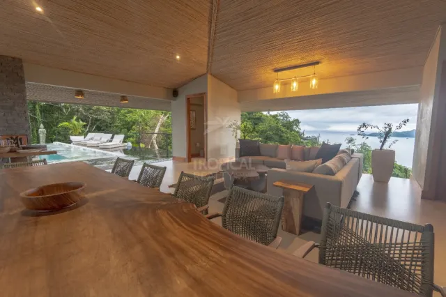 Luxury Beach Home with Infinity Pool and 360° ocean views in Costa Rica's