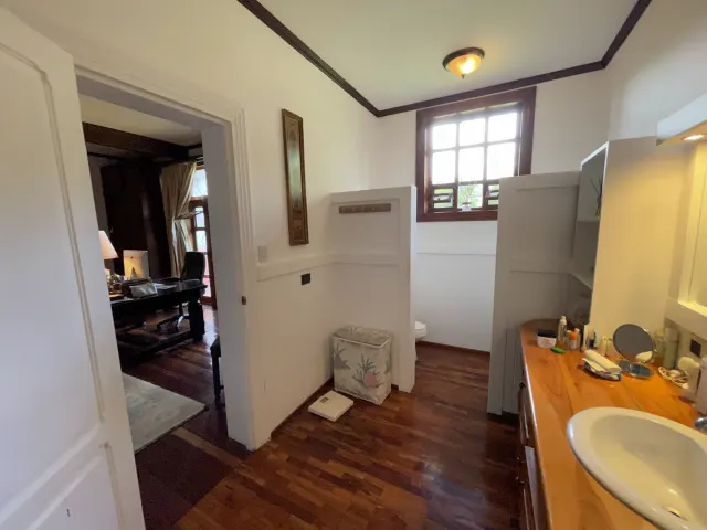 Versatile Estate in Santa Ana, Piedades: Ideal for Hotel, Airbnb, or Development