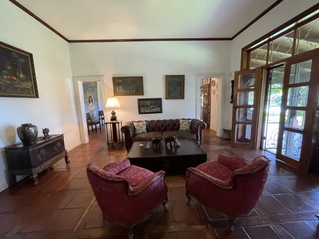 Versatile Estate in Santa Ana, Piedades: Ideal for Hotel, Airbnb, or Development