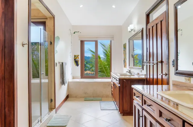 Playa Hermosa ocean view home