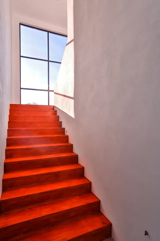 Modern Minimalist Gem for sale in Hacienda Los Reyes